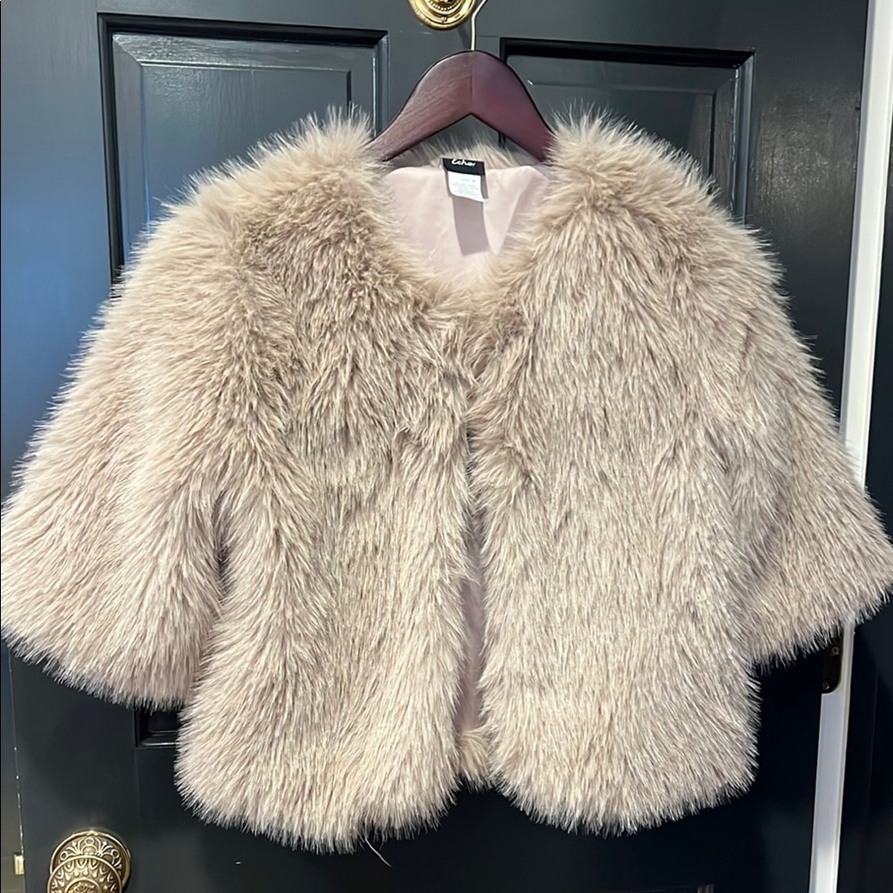 Echo Cream Faux Fur short sleeve jacket Luxurious Soft Plush